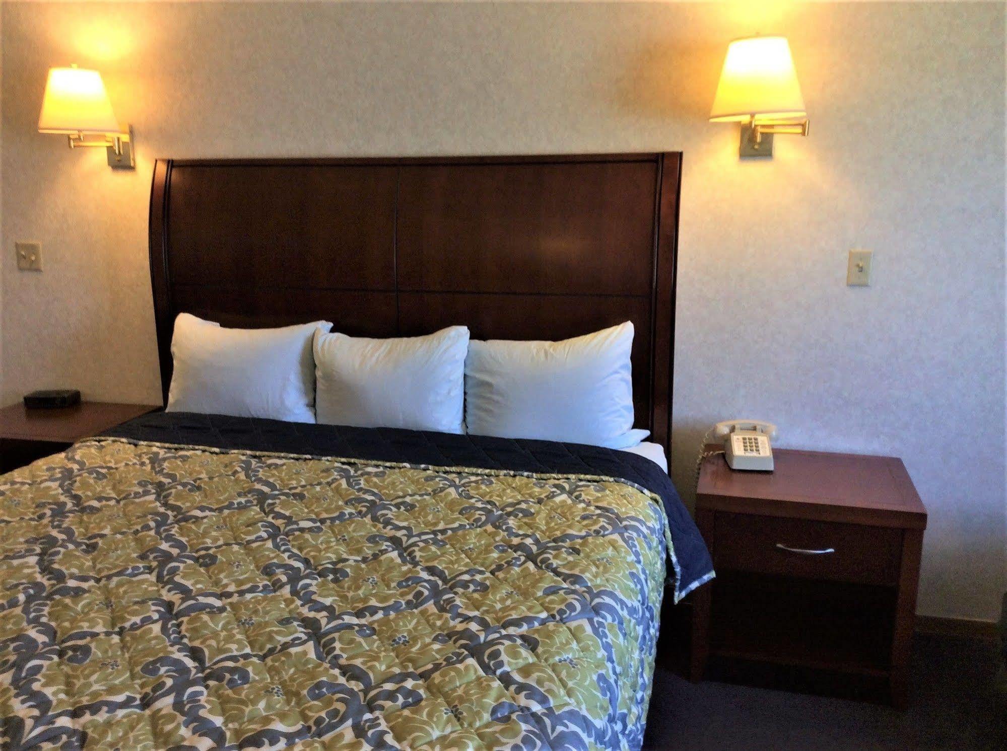 Americas Best Value Inn Of Decatur Экстерьер фото